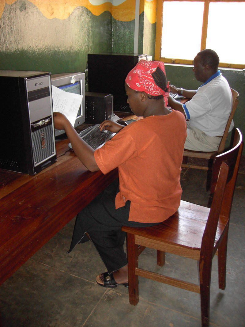img-internet-point-lugarawa-tanzania